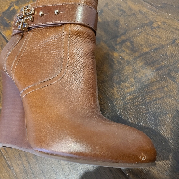 Tory Burch boots - Picture 3 of 5